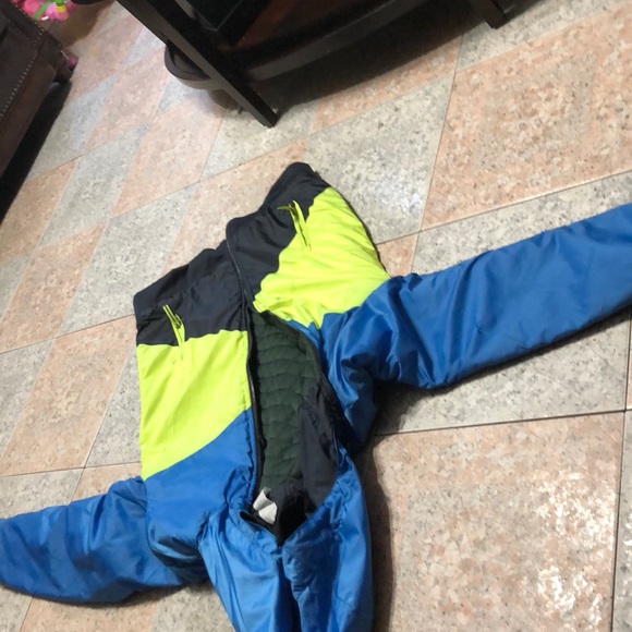 Reversible Jacket - Picture 2 of 4